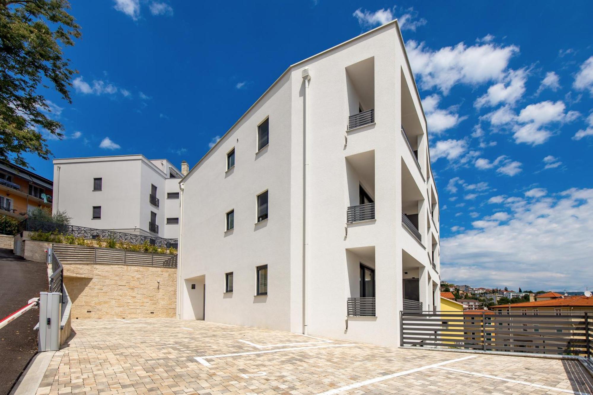 Belinda Apartments With Balcony & Private Parking Opatija Exteriér fotografie