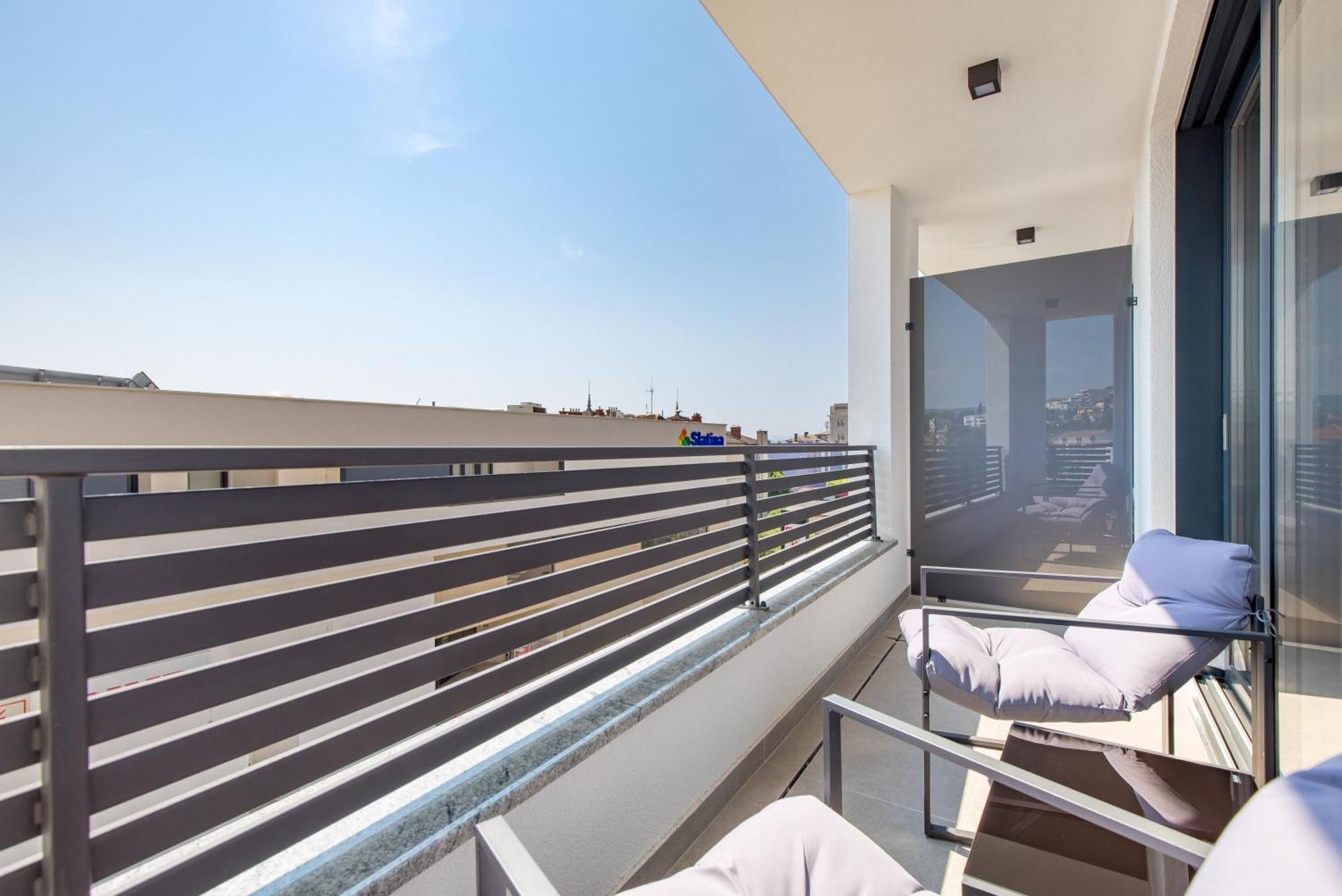 Belinda Apartments With Balcony & Private Parking Opatija Exteriér fotografie