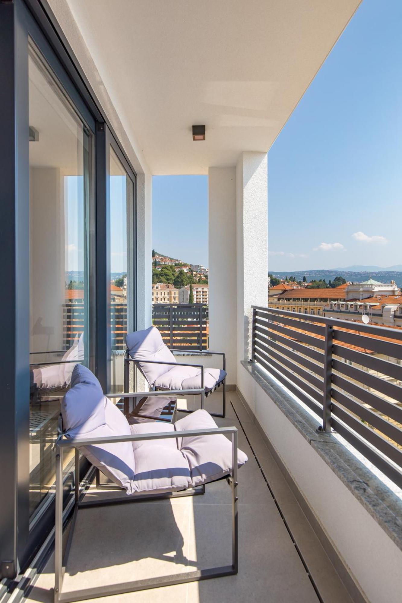 Belinda Apartments With Balcony & Private Parking Opatija Exteriér fotografie